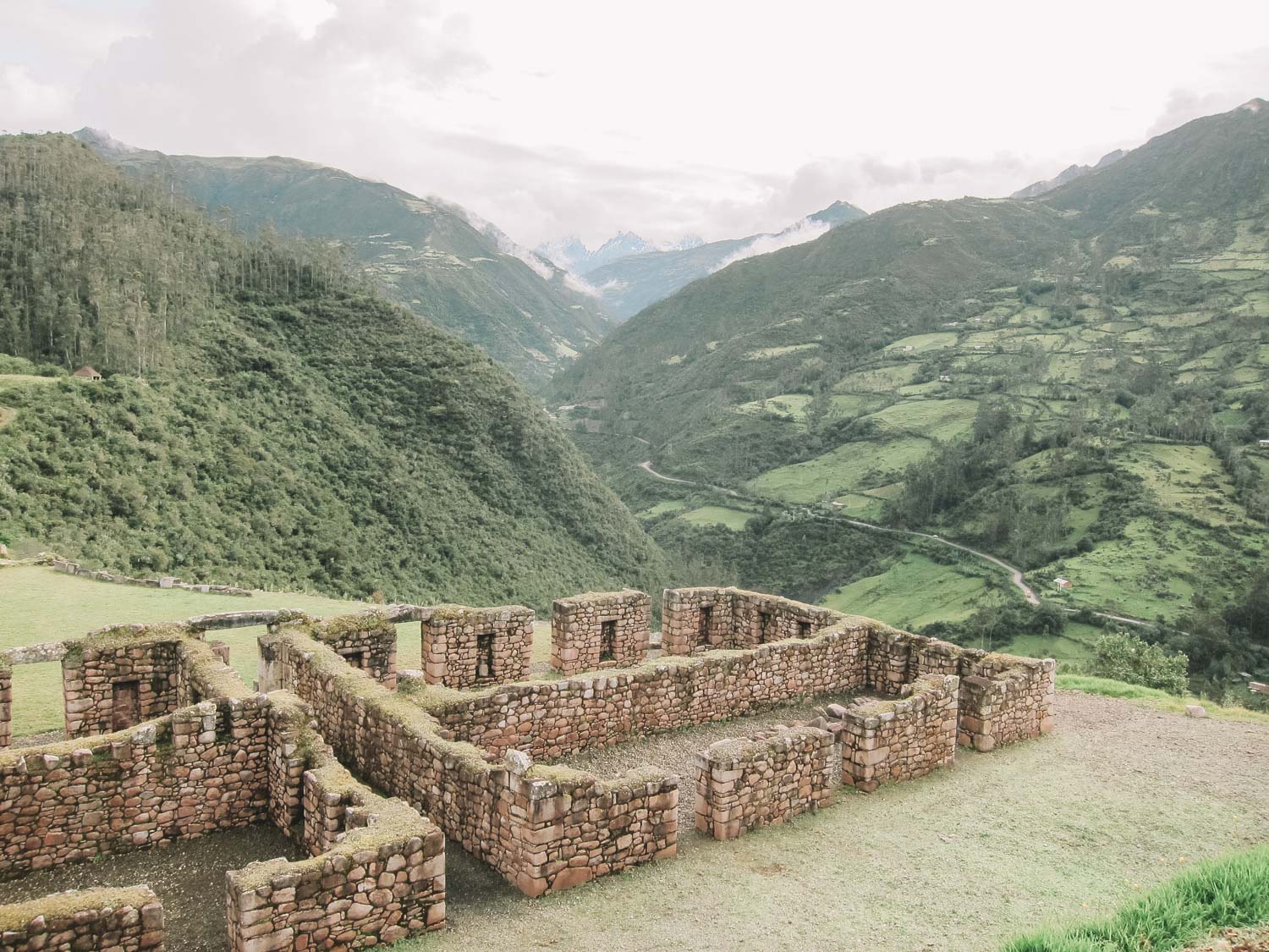 traveling peru
