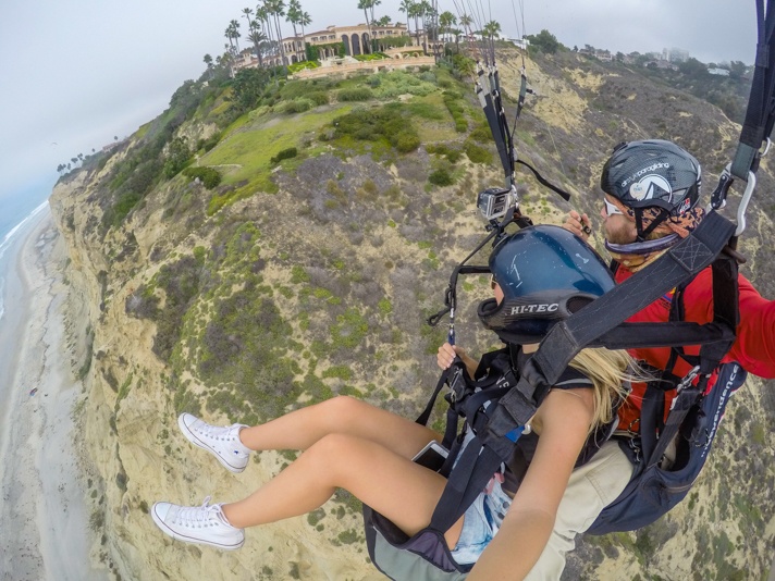 Paragliding in Torrey Pines San Diego