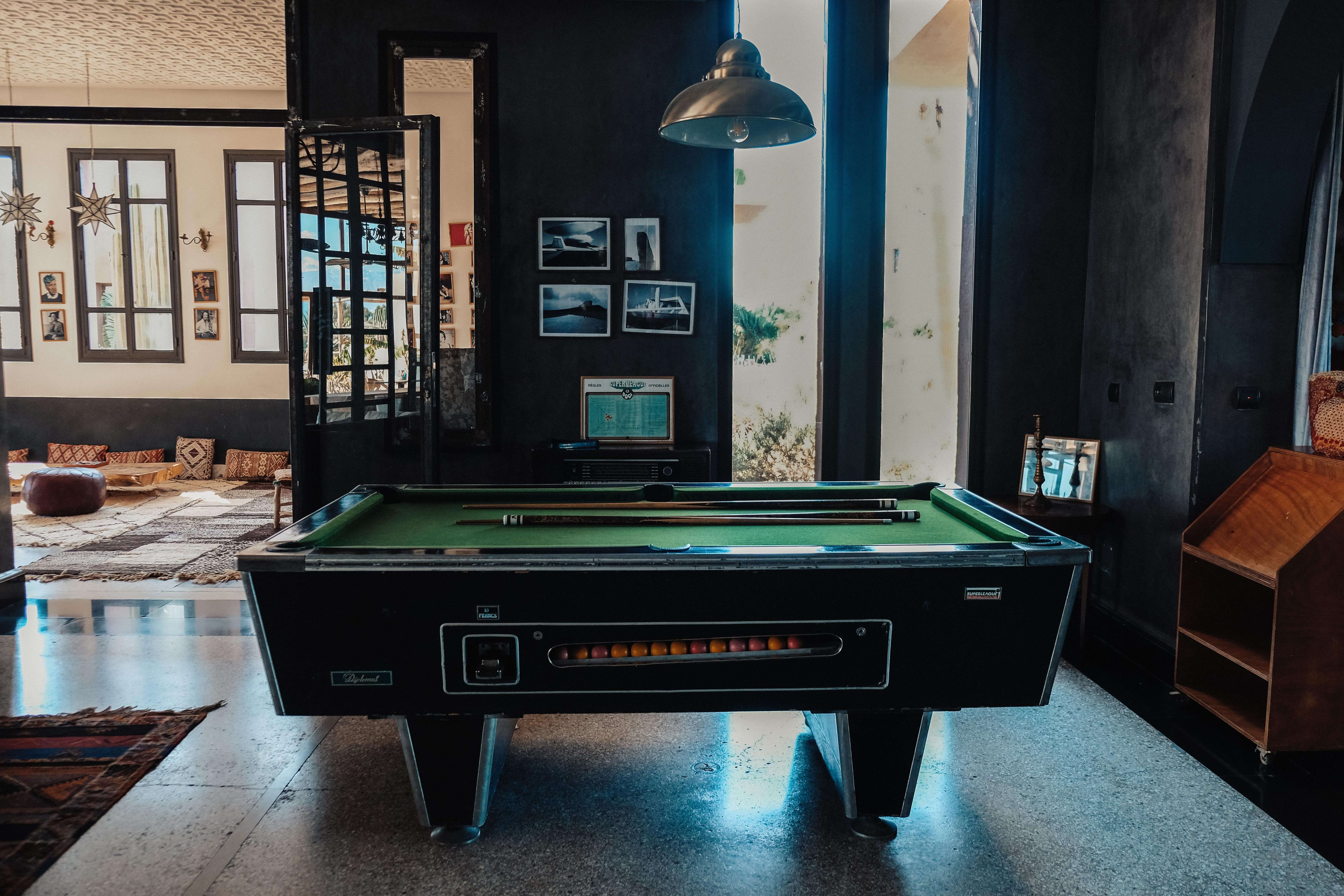 pool table fellah hotel