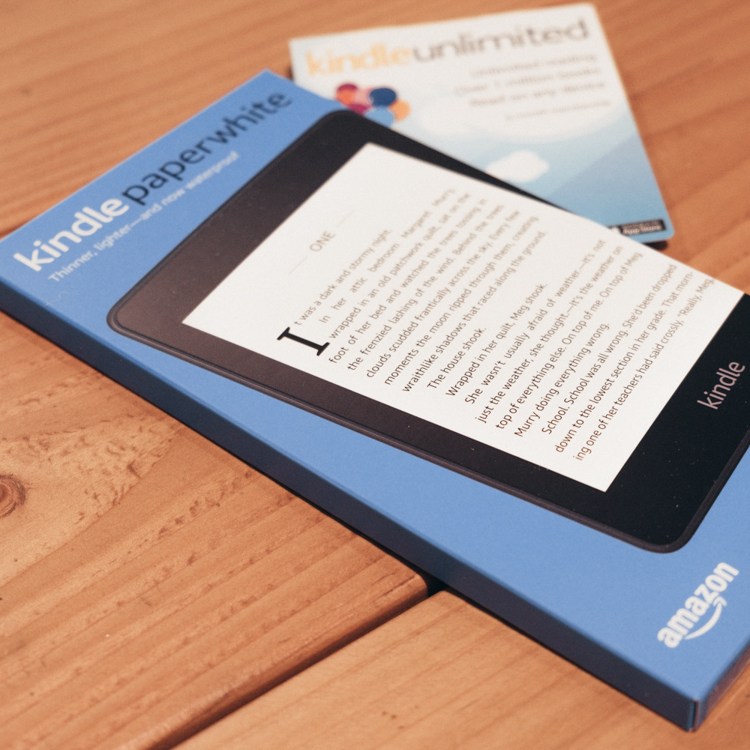 New Kindle Paperwhite E-Reader