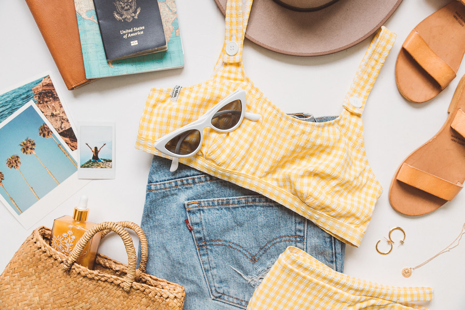 vacation days flat lay
